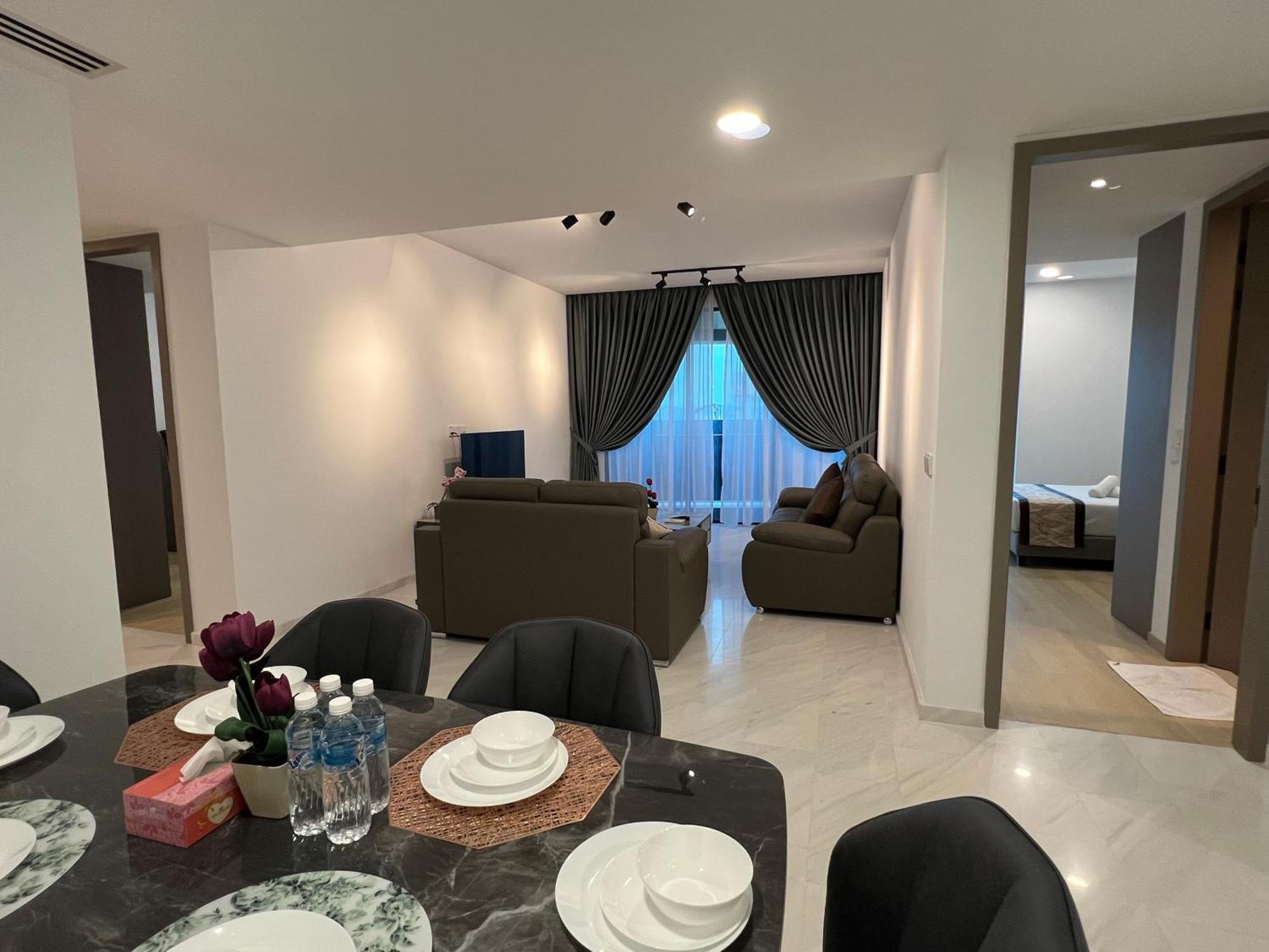 Eaton Klcc Apartment
